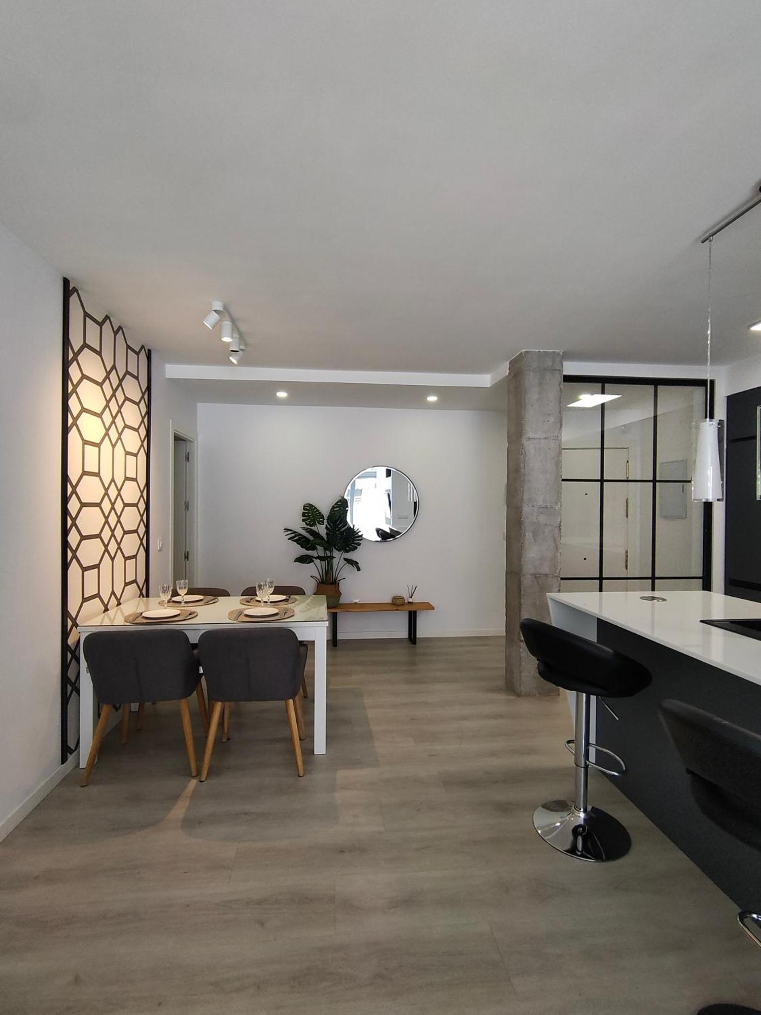 Casa Mallen, Con Amplia Terraza, En El Barrio De Nervion Sevilha Exterior foto